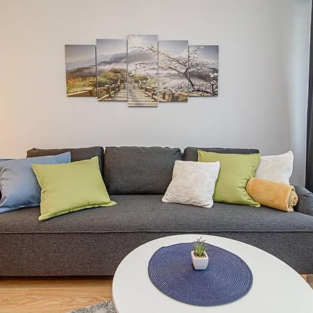 Bright Apartment,For 1-4,Near Old Town Vilnius Luaran gambar